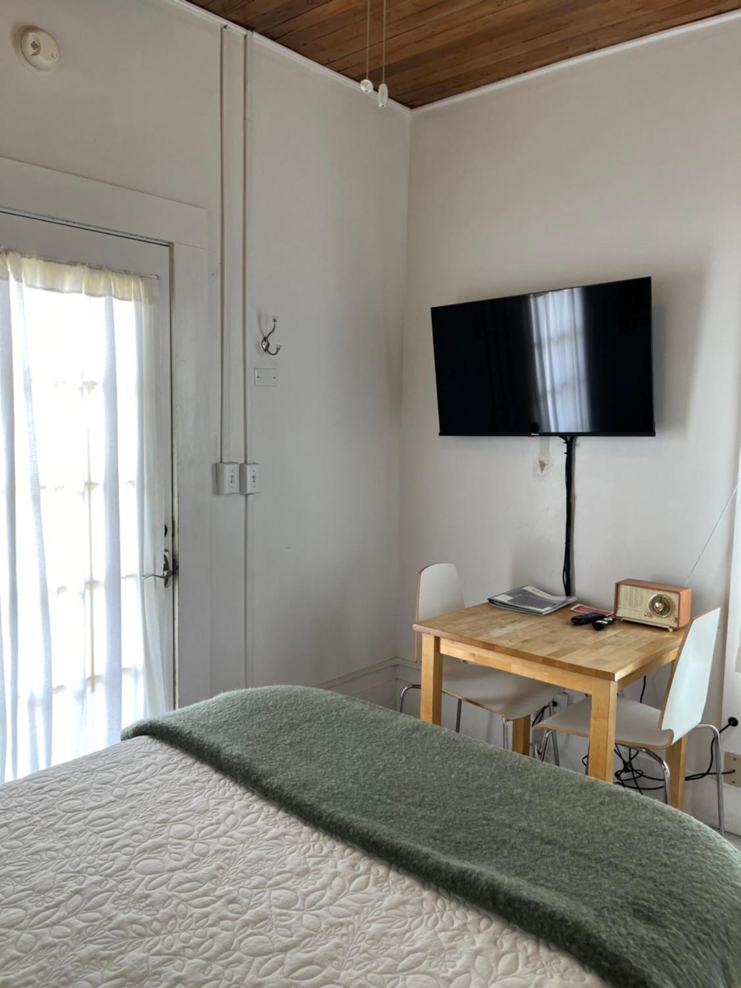 Dragonfly Cottage 1 Of 5 Listings Downtown البيني المظهر الخارجي الصورة